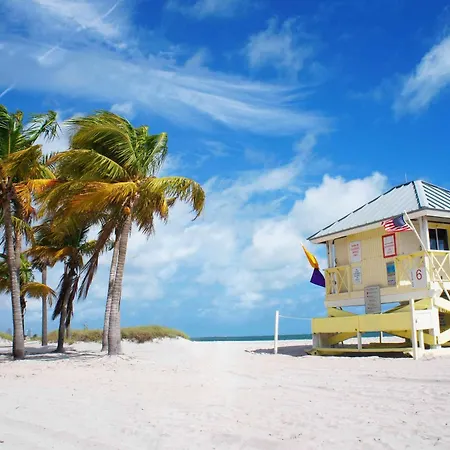 Key Biscayne Beach Vacation Miami Exterior photo